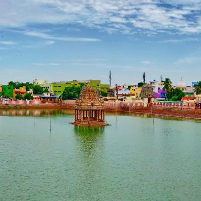 Chat with Thiruvallur Photographers on Studio Chat